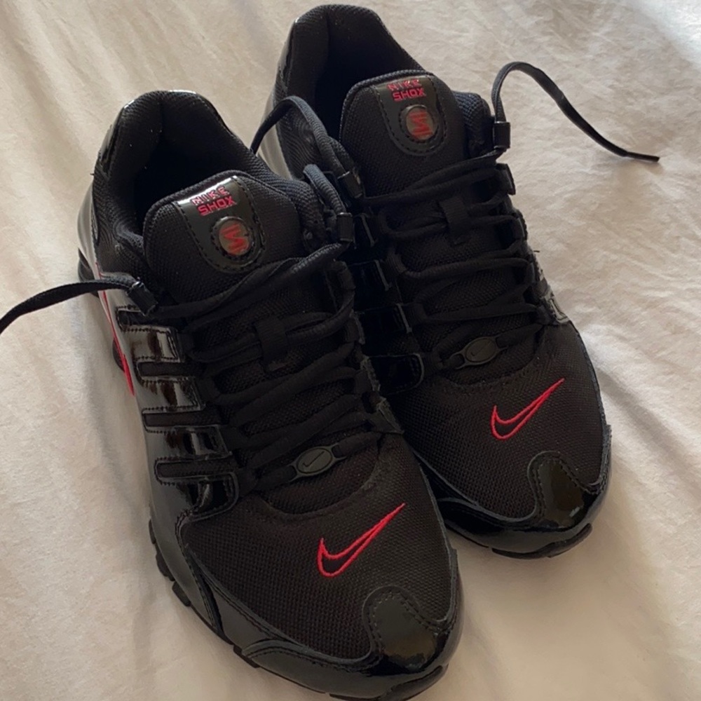Nike Air Shox Sneakers